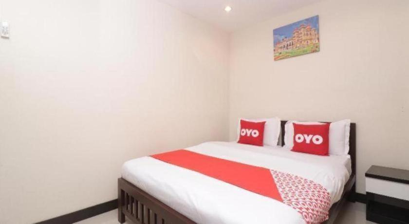 Oyo 253 Kk 11 Boutique Inn Бангкок Экстерьер фото