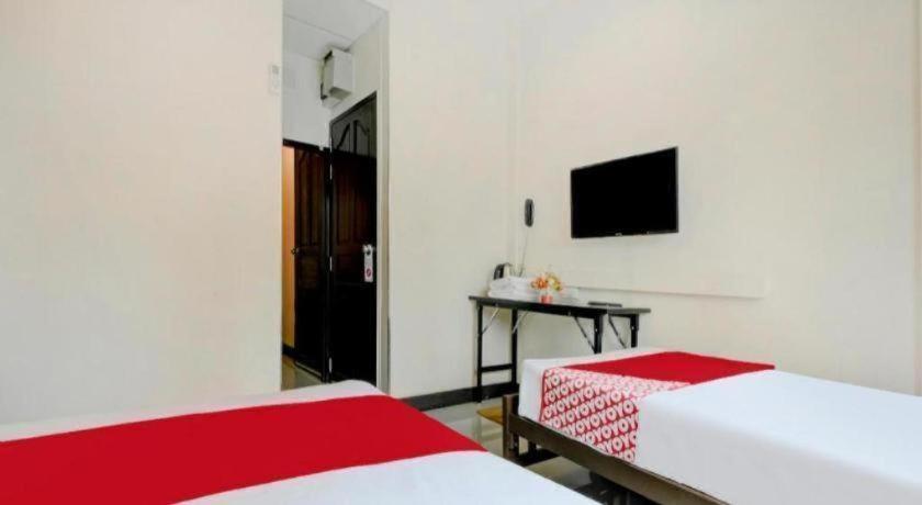 Oyo 253 Kk 11 Boutique Inn Бангкок Экстерьер фото